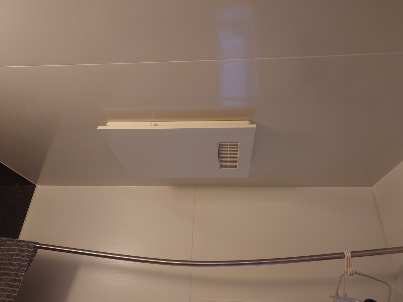ceiling mounted dehumidifier